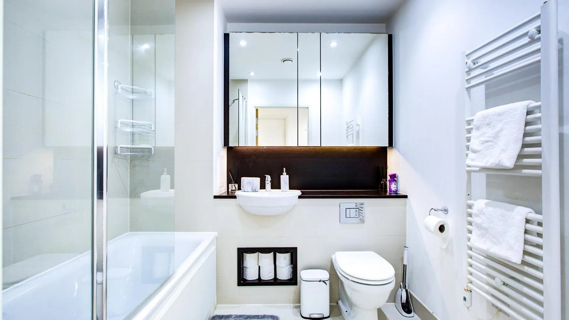 Luxee Apartment By Excel London