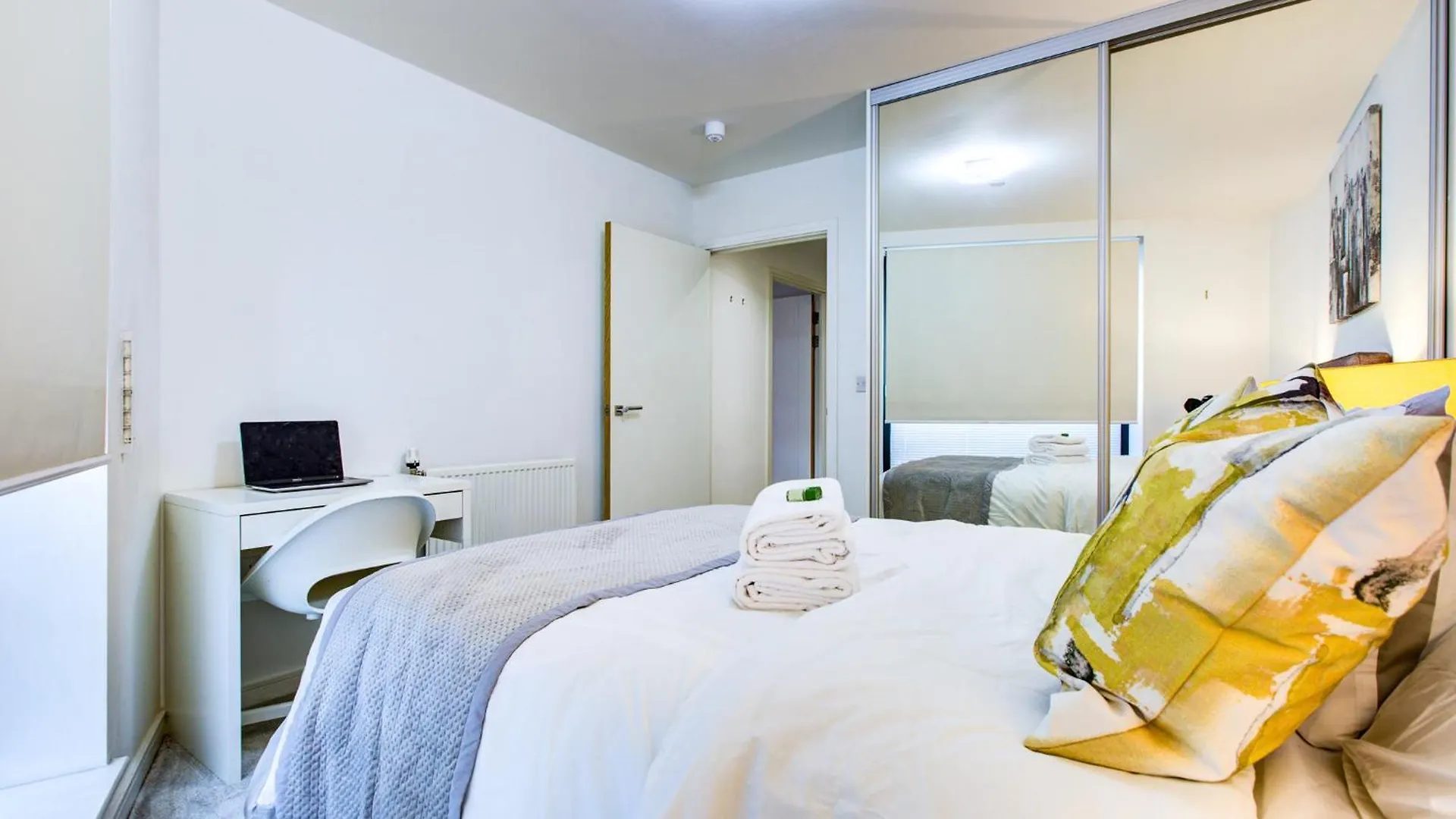 Luxee Apartment By Excel London 0*,