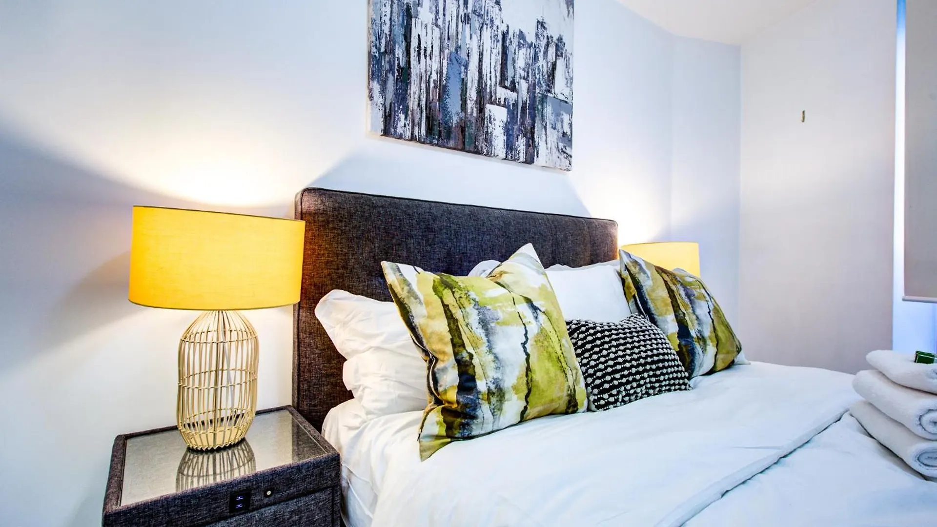 Luxee Apartment By Excel London
